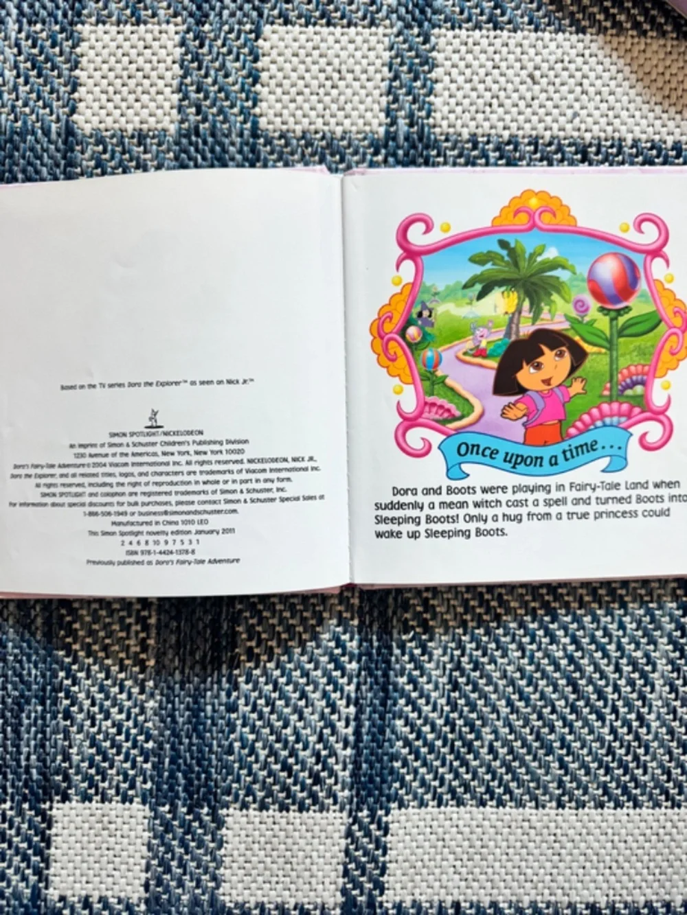 DORA THE EXPLORER | Vintage Book Bundle with Bilingual Sound Book!
